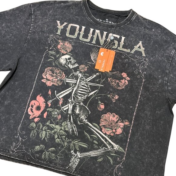 NWT YOUNG LA CROPPED T-Shirt - Picture 2 of 8